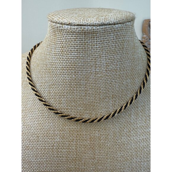 Vintage Trifari Gold & Black Twisted Rope Chain Necklace With Lobster Clasp - Picture 7 of 9